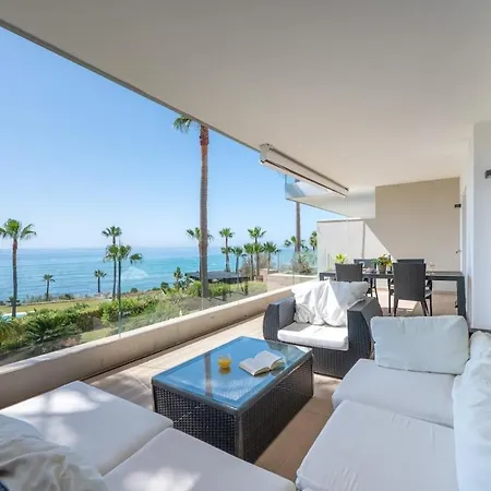 Horizon Frontline 2br With Terrace & Garage Apartmán