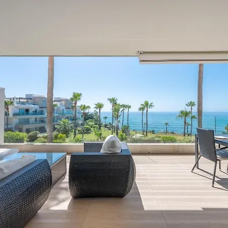 Horizon Frontline 2br With Terrace & Garage Apartmán